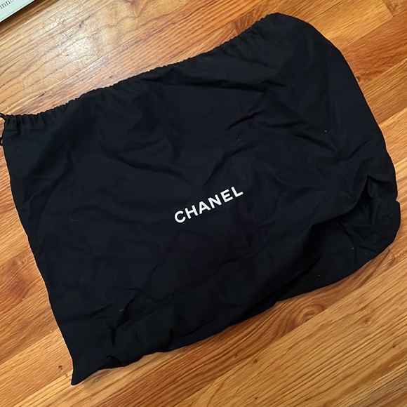 Authentic Chanel Shoulder bag - Picture 12 of 12